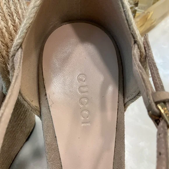 Gucci Open Toe Wedge Sandal, Beige Suede, 4.5 Inch Heel Height, Sz 38.5 / Sz 8.5 - Picture 3 of 12